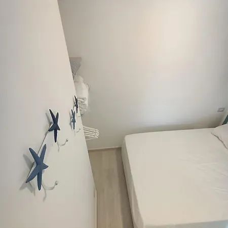 Apartment Tizzy